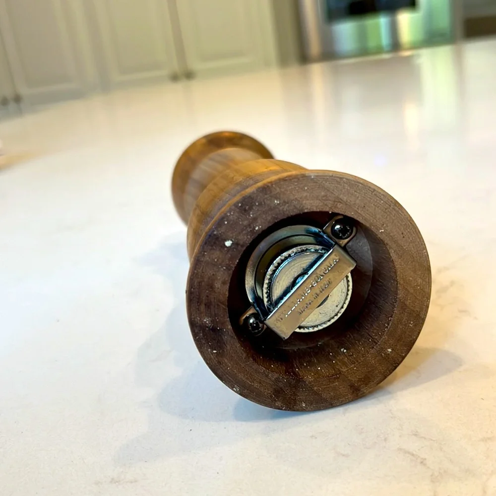 Williams and Sonoma Pepper Mill